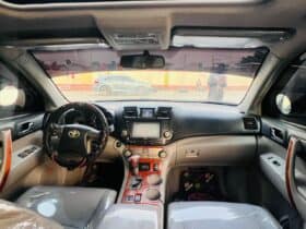 NIGERIAN USED TOYOTA GRAND HIGHLANDER