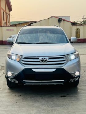 NIGERIAN USED TOYOTA GRAND HIGHLANDER