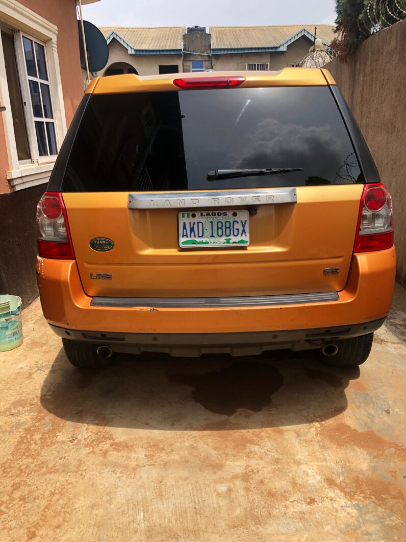 
Registered Land Rover LR2 SE full									