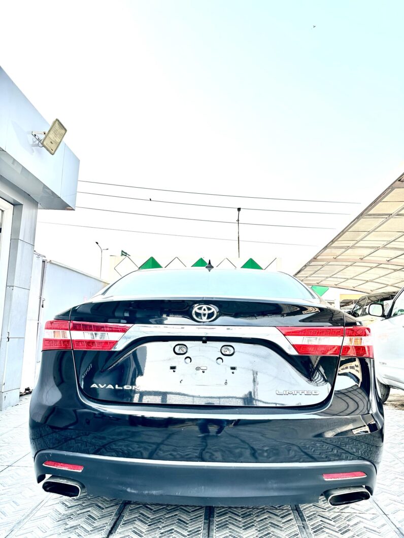 
2014 Toyota Avalon full									
