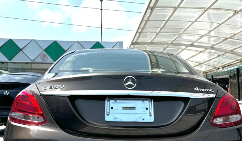 
2015 Mercedes Benz C300 4matic full									