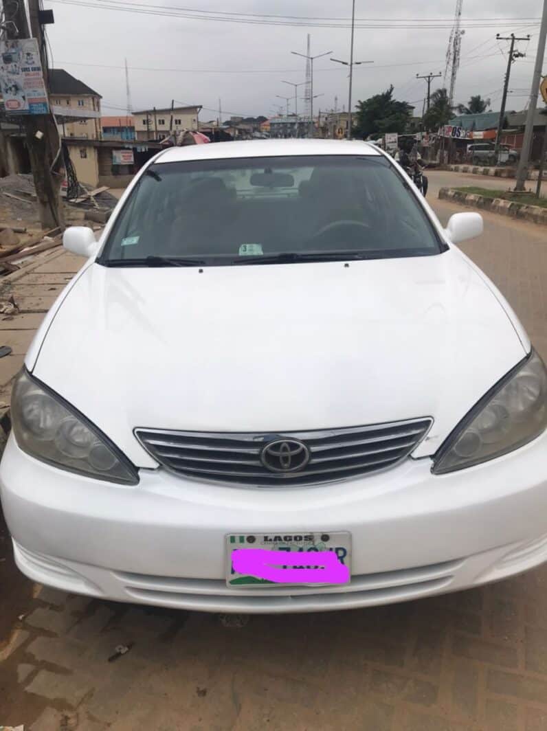 
2002 Nigerian Used Toyota Camry full									