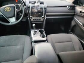 2015 TOYOTA CAMRY TOKUNBO(DUBAI SPEC)