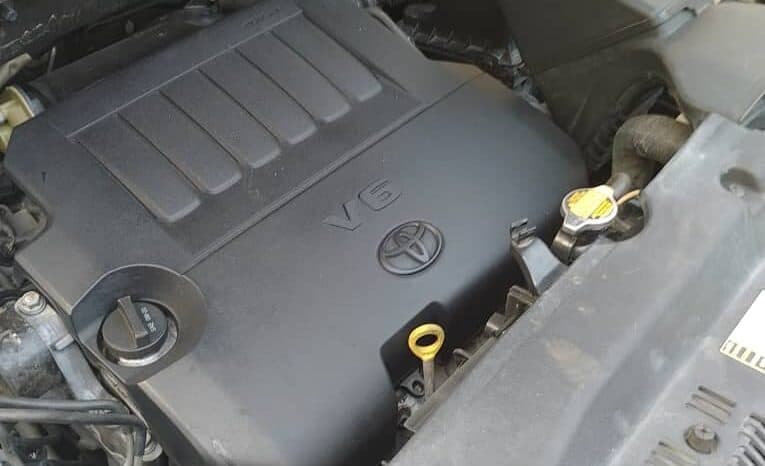 
2016 Toyota highlander LE full									