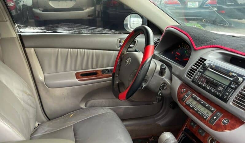 
2005 Toyota Camry full									