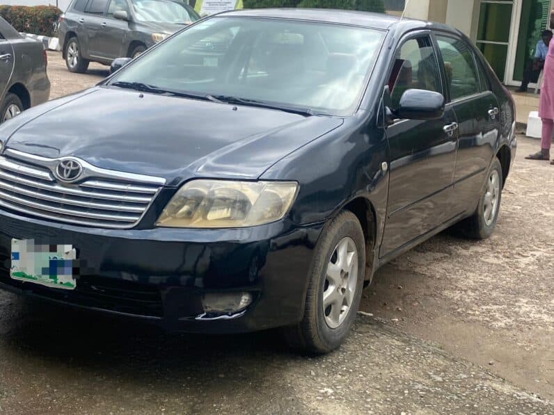 
2006 Toyota Corolla full									