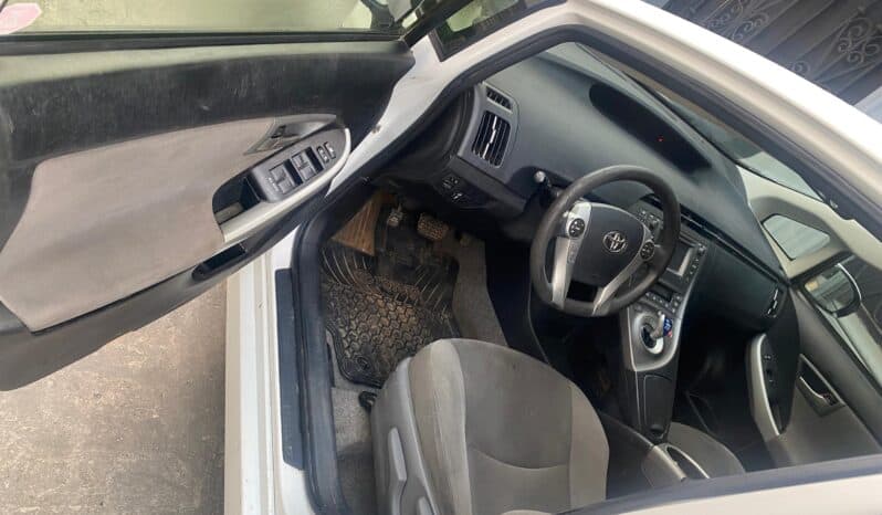 
2013 TOYOTA PRIUS full									