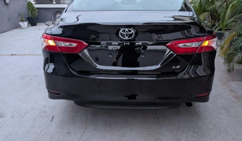 
2018 Toyota Camry full									