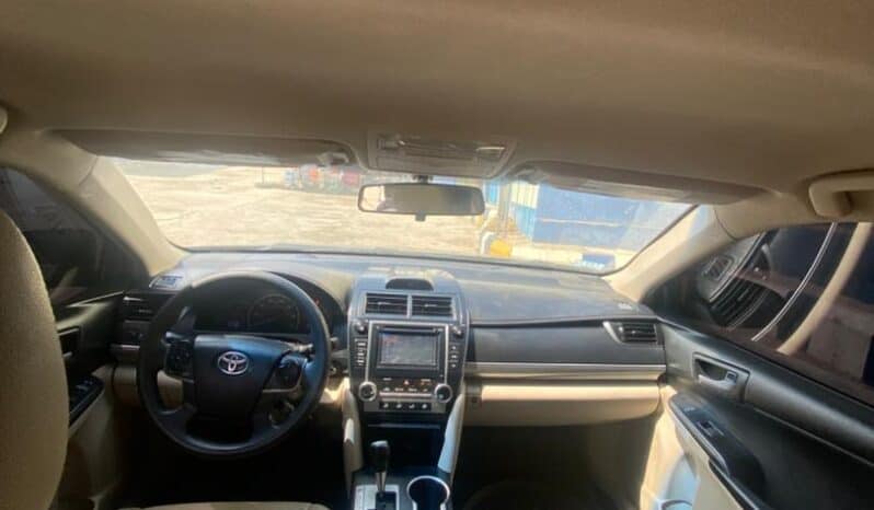 
2012 Toyota Camry full									