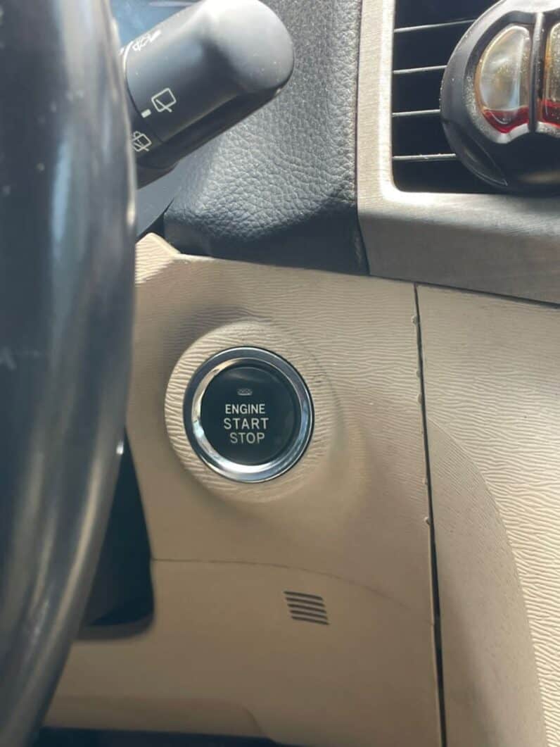 
2011 Toyota Venza full									