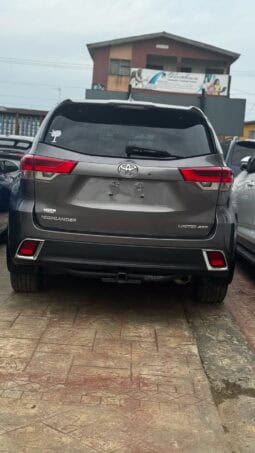 2017 Toyota Highlander Limited Platinum