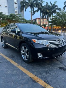2011 Toyota Venza (Accident Free)