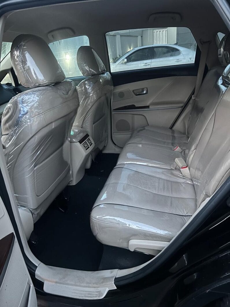 
2011 Toyota Venza (Accident Free) full									