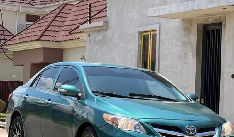 
2009 TOYOTA COROLLA full									