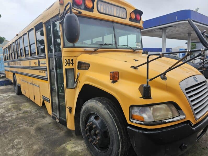 
72 SEATERS LONG BUS full									