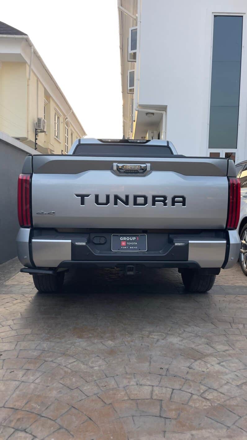 
2024 TOYOTA TUNDRA full									