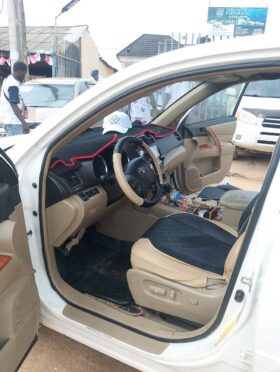 2010 TOYOTA HIGHLANDER