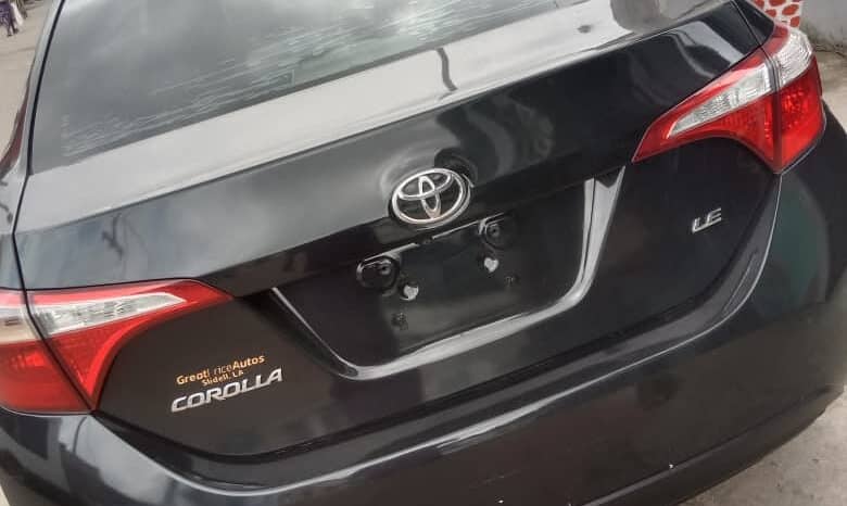 
2015 TOYOTA COROLLA full									