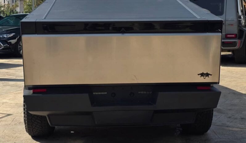 
2024 TESLA CYBERTRUCK full									