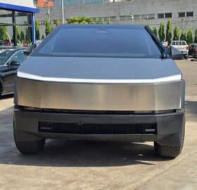 2025 Tesla Cybertruck
