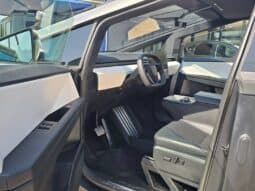 2025 Tesla Cybertruck