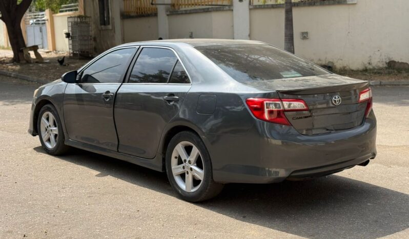 
2013 TOYOTA CAMRY SE full									