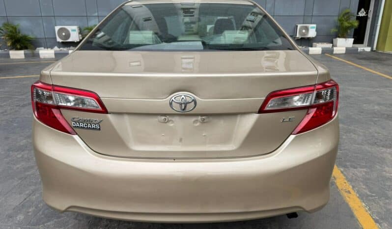 
2012 Toyota Camry (Accident Free) full									