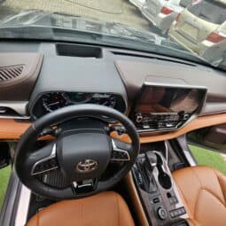 2020 TOYOTA HIGHLANDER