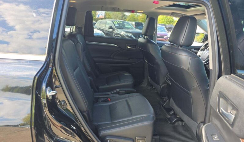 
2017 TOYOTA HIGHLANDER full									