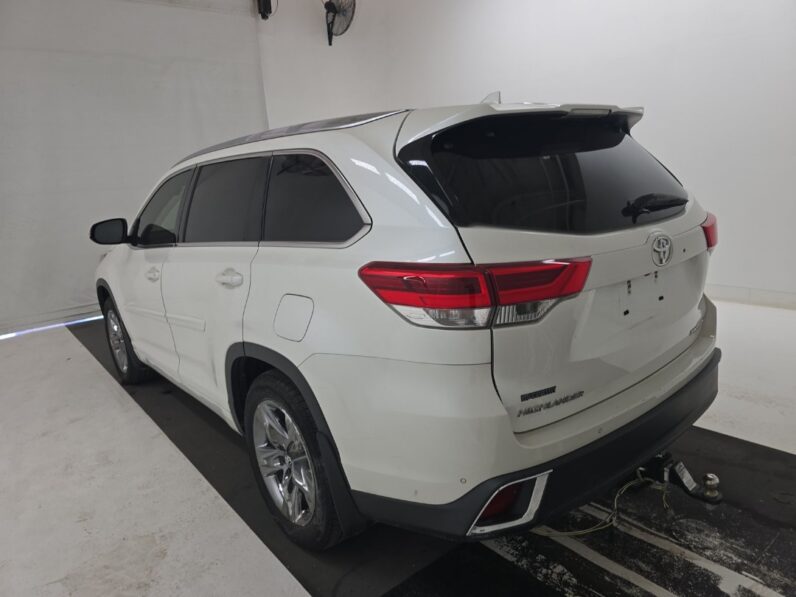 
Foreign used Toyota Highlander 2017 full									
