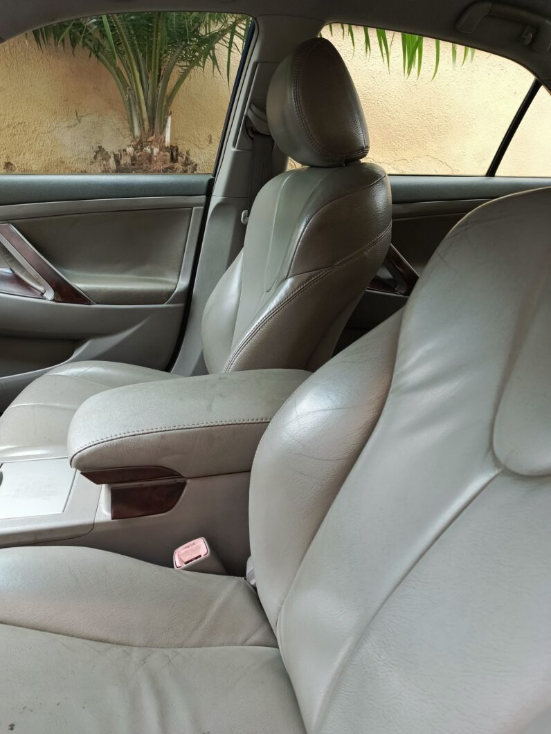 
2010 TOYOTA  CAMRY full									