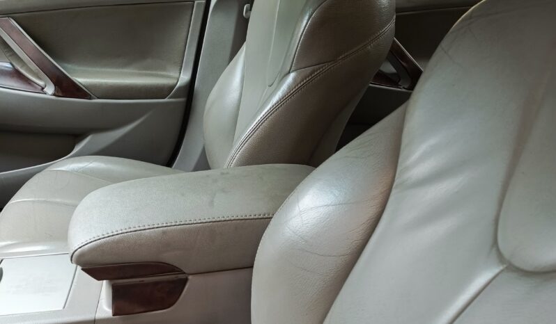 
2010 TOYOTA  CAMRY full									