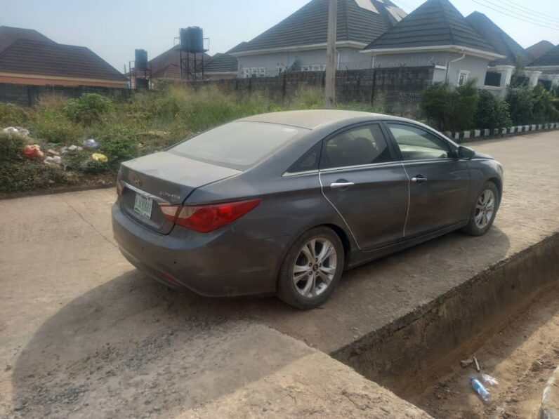 
2012 HYUNDAI SONATA full									