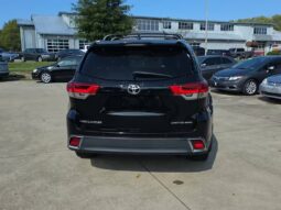2017 TOYOTA HIGHLANDER