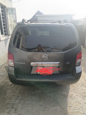 2005 NISSAN PATHFINDER