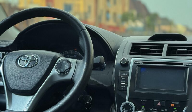 
2013 Toyota Camry Sport full									