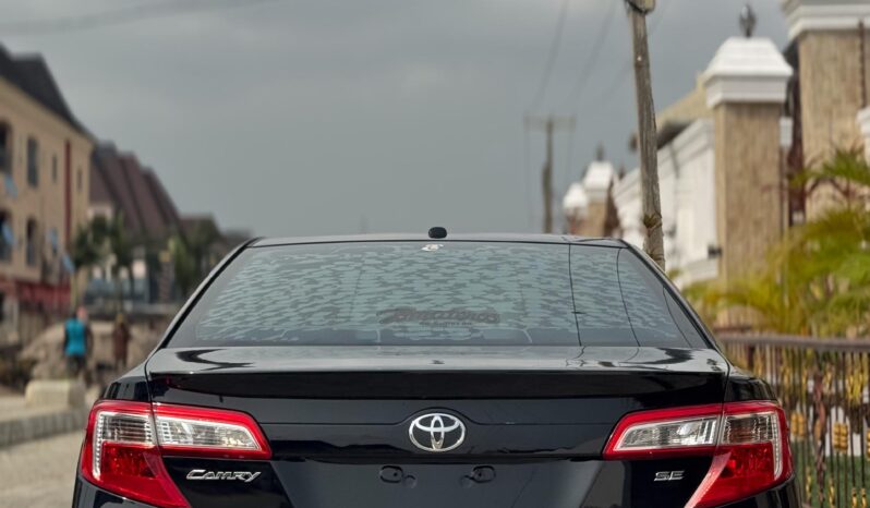 
2013 Toyota Camry Sport full									