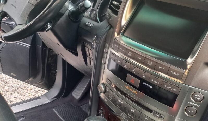 
2011 LEXUS LX570 FULL OPTION WITH 360CAMERA full									