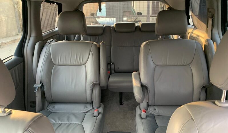 
2008 Toyota Sienna XLE full									