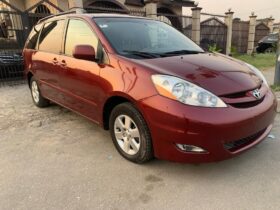 2008 Toyota Sienna XLE