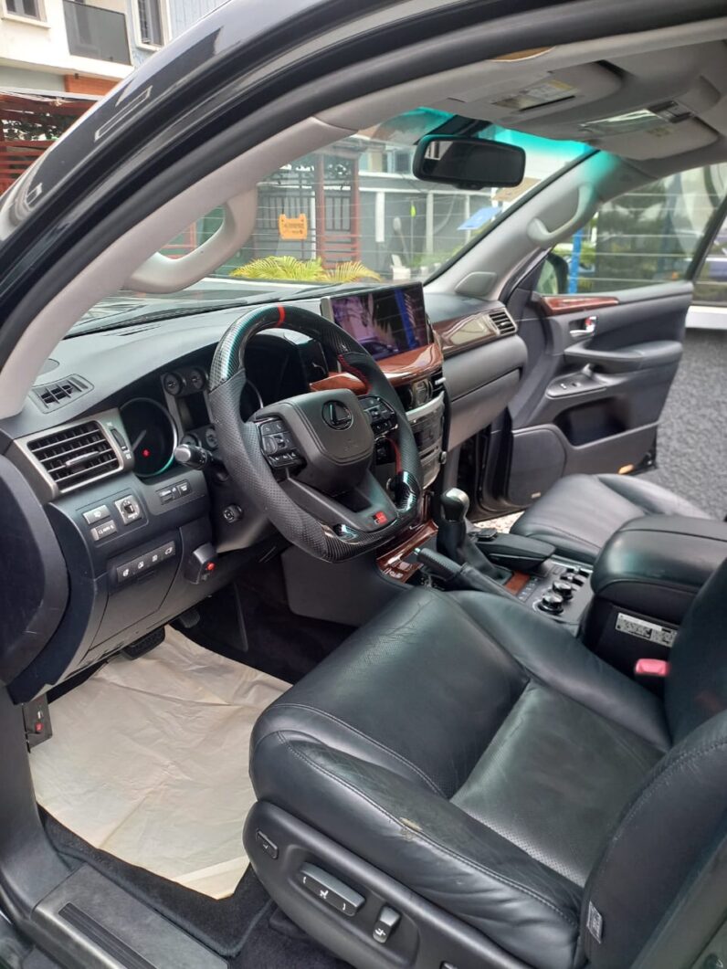 
								2024 LEXUS LX600 PLATINUM FULL OPTION WITH 360CAM full									