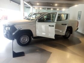 2025 Mitsubishi  L200 Double-Cabin Pick-up