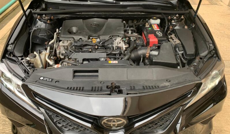 
								2018 Toyota Camry SE full									