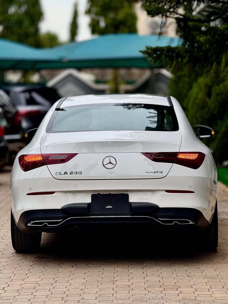 
								2025 Mercedes Benz CLA 250 full									