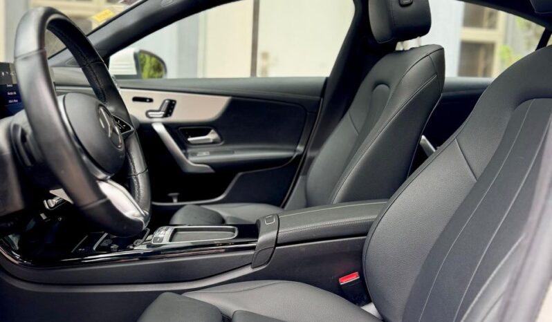 
								2025 Mercedes Benz CLA 250 full									