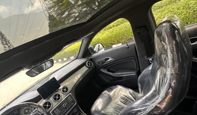 
								2015 MERCEDES BENZ CLA full									