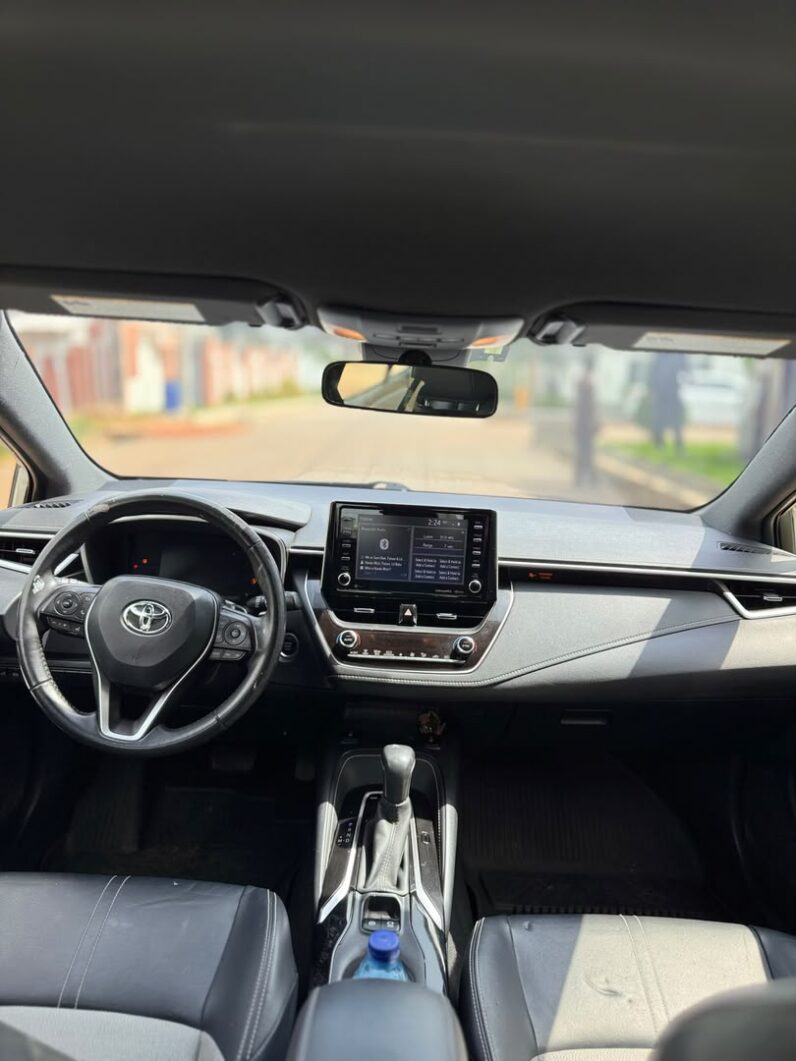 
								2019 Toyota Corolla XSE Hatchback full									