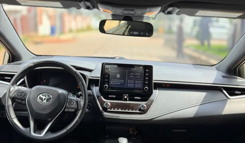 
								2019 Toyota Corolla XSE Hatchback full									