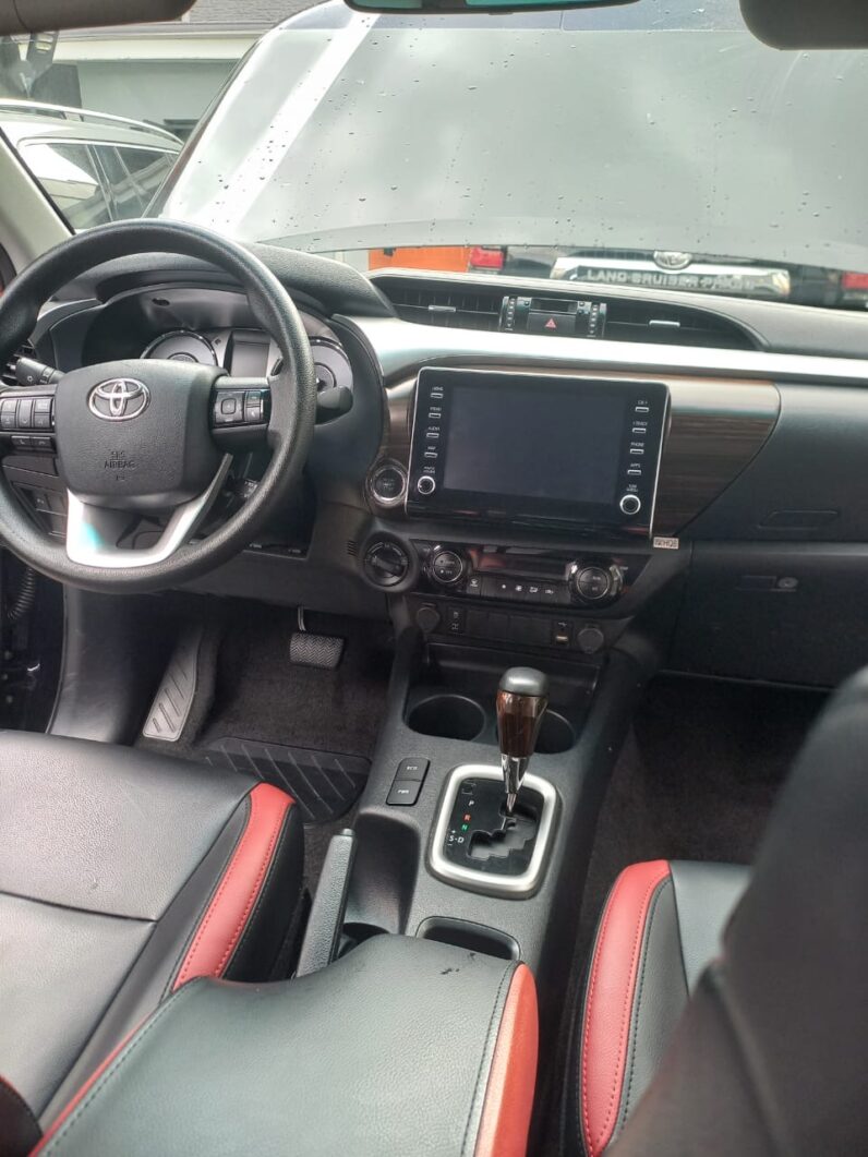 
								BRAND NEW 2022 TOYOTA HILUX ADVENTURE SR5 FULL OPTION full									