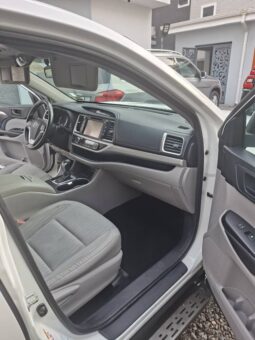 Foreign Used 2017 Toyota Highlander LE AWD Accident Free